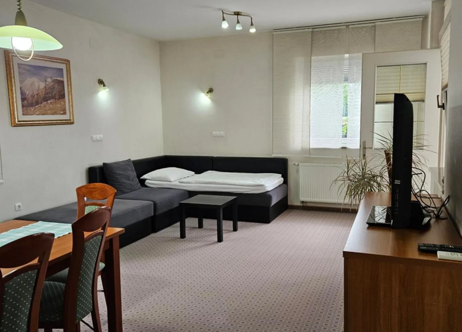 *** Bed & Breakfast Dezman Apartments & Rooms Kranj Slovenia